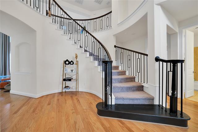 Building Photo - 7117 Prairieside Trl