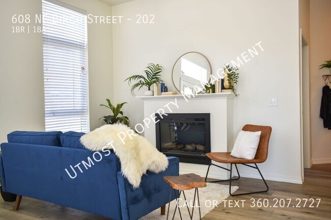 Foto del edificio - Modern, One Bedroom, One Bathroom Apartmen...