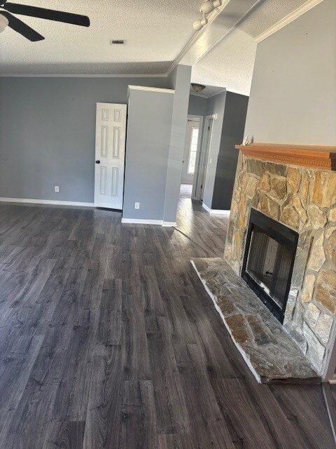 Foto del edificio - 397 Lester Dr