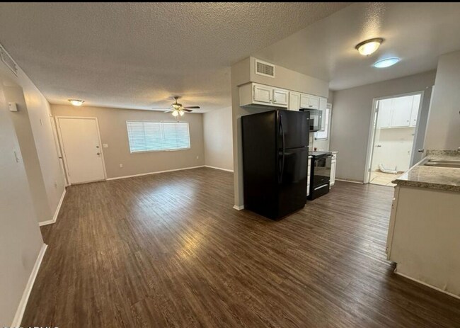 Foto del edificio - 11189 W Cameo Dr