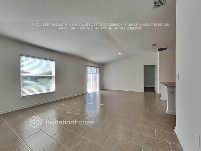 Foto del edificio - 4060 Tug Hl Ln