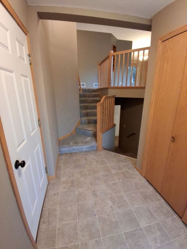 Foto del edificio - Beautiful 4 Bedroom House in Prescott, WI!...