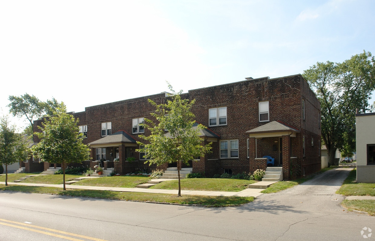 Building Photo - 1353-1367 W 3rd Ave