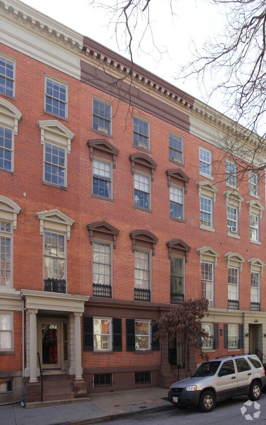 Building Photo - 11 E Read St