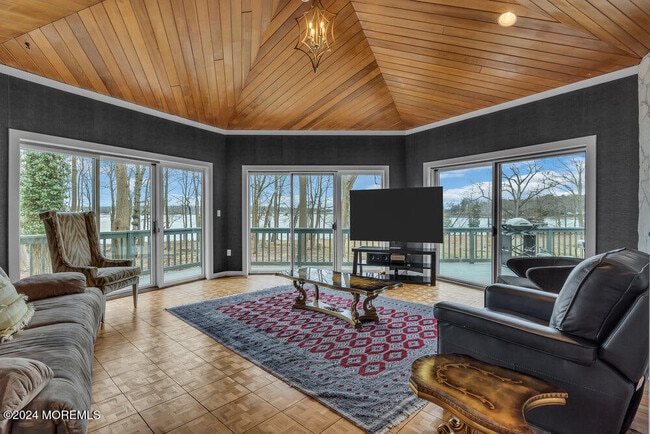 Foto del edificio - 180 Hartshorne Rd