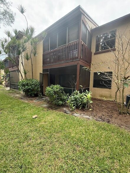 Photo - 1303 Lakeview Dr E Apartment