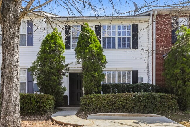 Foto del edificio - 2286 Strathmoor Manor Dr
