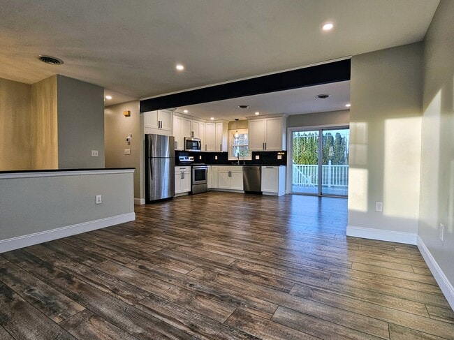 Building Photo - 55 Buchland Rd