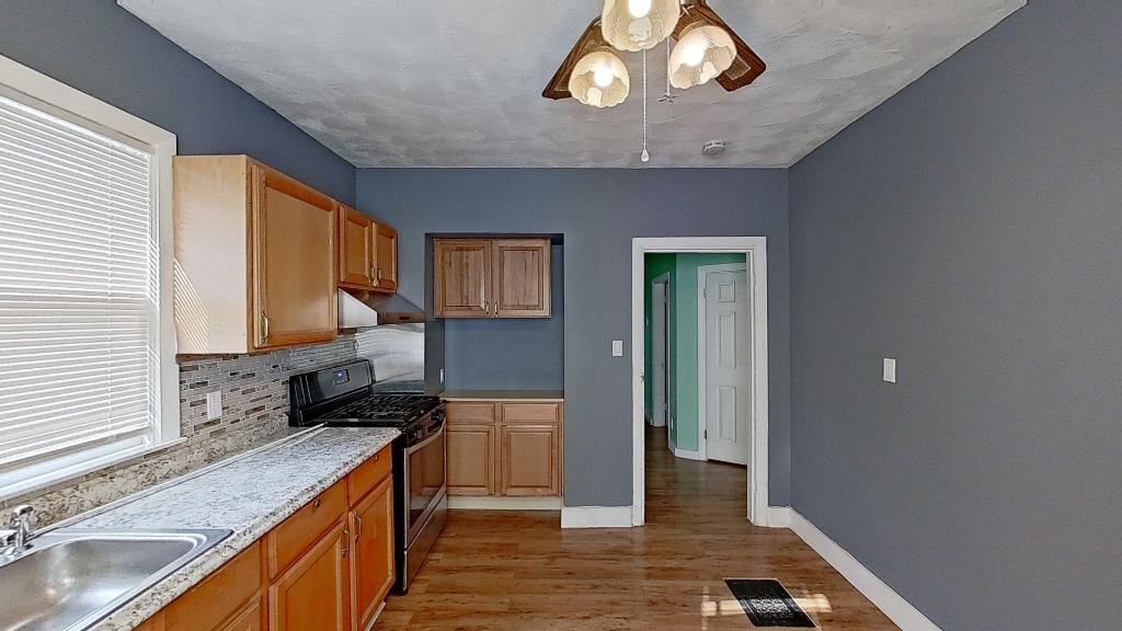 Foto principal - 8 Whitman St