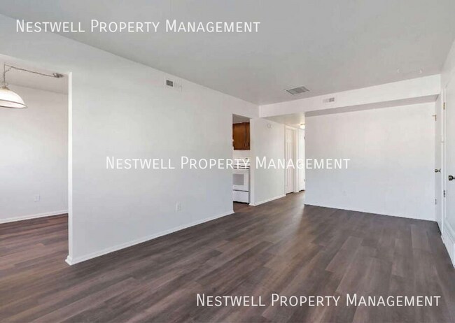 Foto del edificio - 8451 S Westridge St