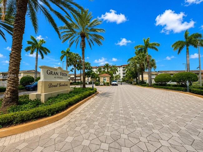 Foto del edificio - 4450 NW 79th Ave