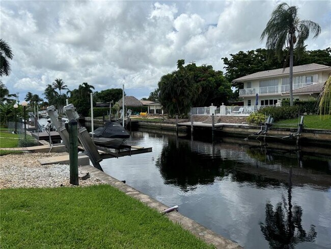 Foto del edificio - 5921 SW 17th Ct