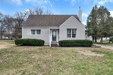 Primary Photo - 31 Greenhill Ave