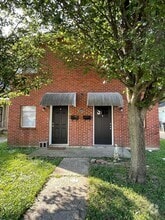 Building Photo - 544 Pemberton St