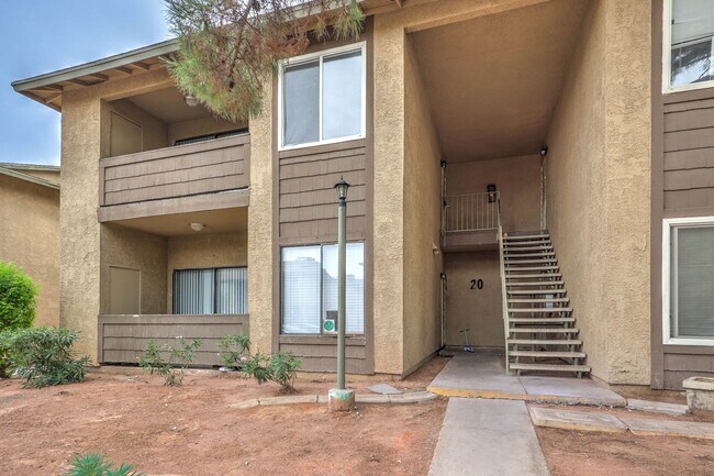 Foto del edificio - 4571 Carriage Park Dr