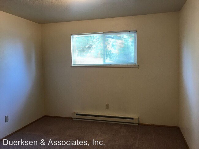 Building Photo - 1641-1643 NW Kings Blvd