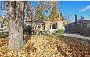 Building Photo - 76 Rockport Crescent
