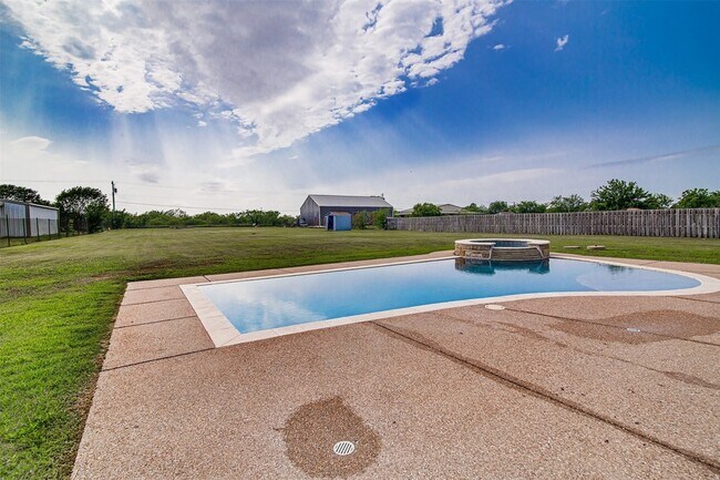 Building Photo - 9512 Carson Ranch Rd