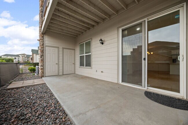Foto del edificio - 7222 S Blackhawk St