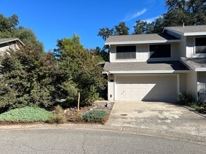 Building Photo - 6540 Fir Tree Ln