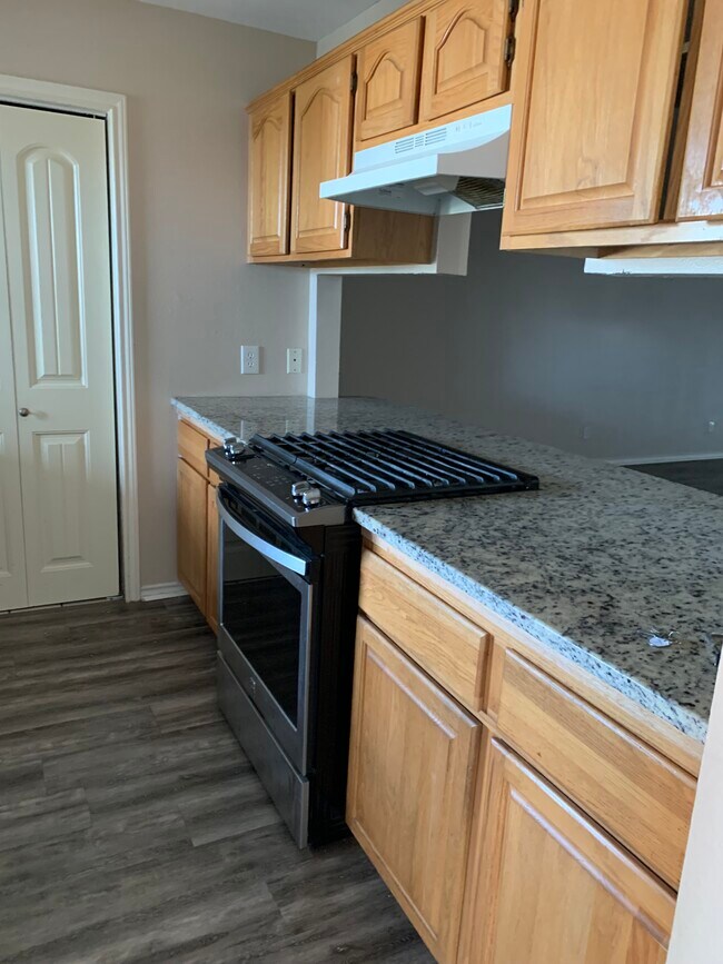 14402 E Cabana St Unit F, Corpus Christi, TX 78418 14402 E Cabana St Corpus Christi, TX