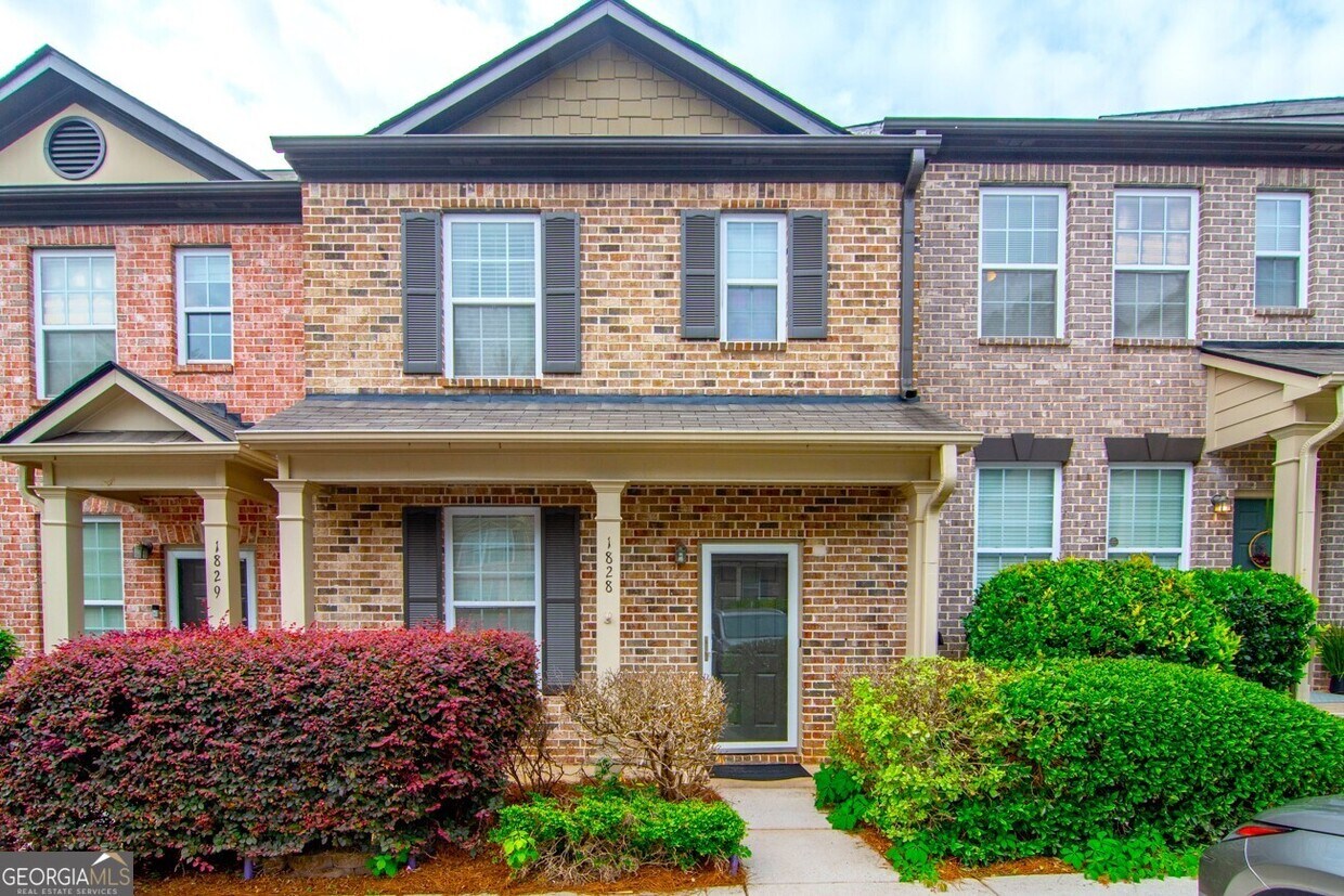 1828 Bayrose Cir, East Point, GA 30344 Townhome Rentals in East Point
