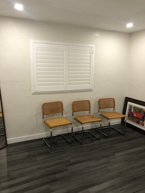 Foto del edificio - 218 E 18th St