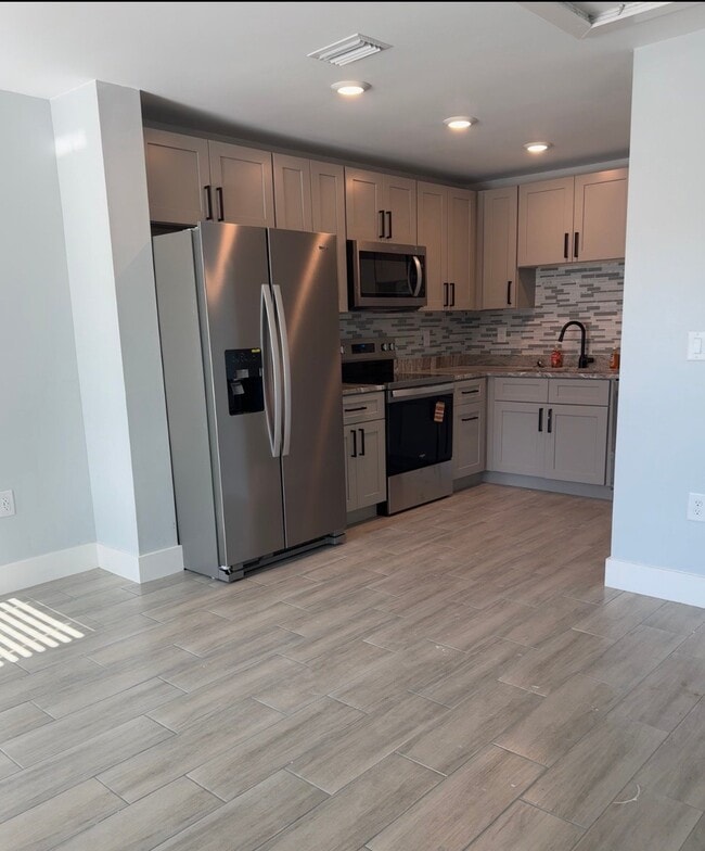 Foto del edificio - 3665 Michigan Ave