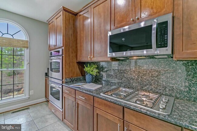 Foto del edificio - 14842 Potomac Corner Ln