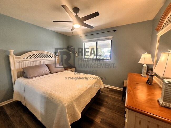 Foto del edificio - 28100 Pine Haven Way