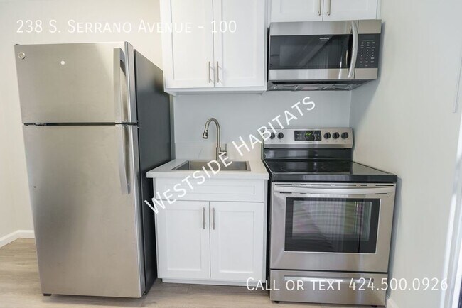 Building Photo - 238 Serrano - Gorgeous, fully renovated bu...
