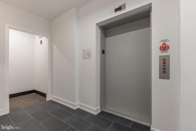 Foto del edificio - 1519 Ridge Ave