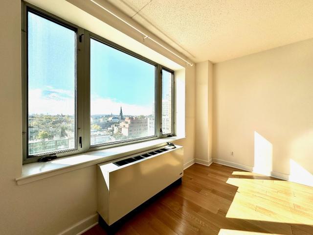 Foto del edificio - 1 bedroom in BROOKLYN NY 11201