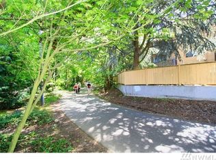 Building Photo - University Village/Seattle 1bd 1bath Condo...