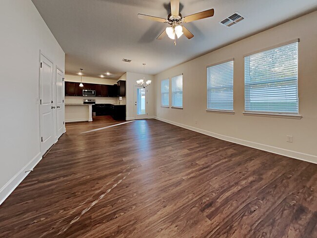 Building Photo - 1312 Mount Logan Dr