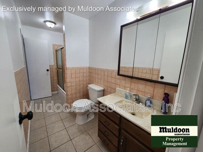 Foto del edificio - 37 Massari Rd
