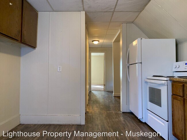 Building Photo - 2644 8th St