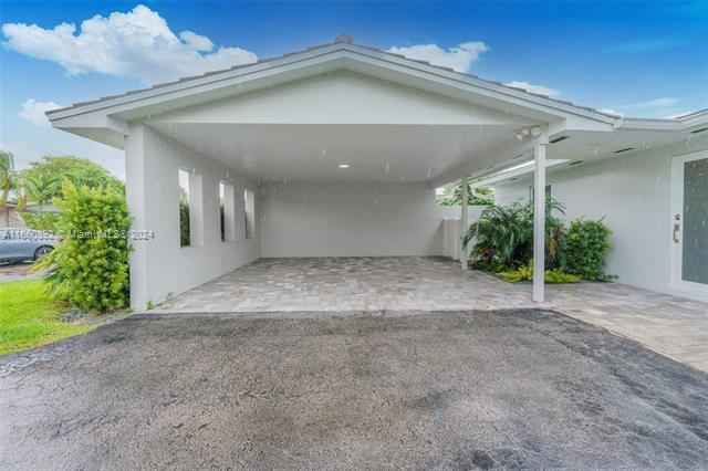 Building Photo - 8525 SW 80th Pl