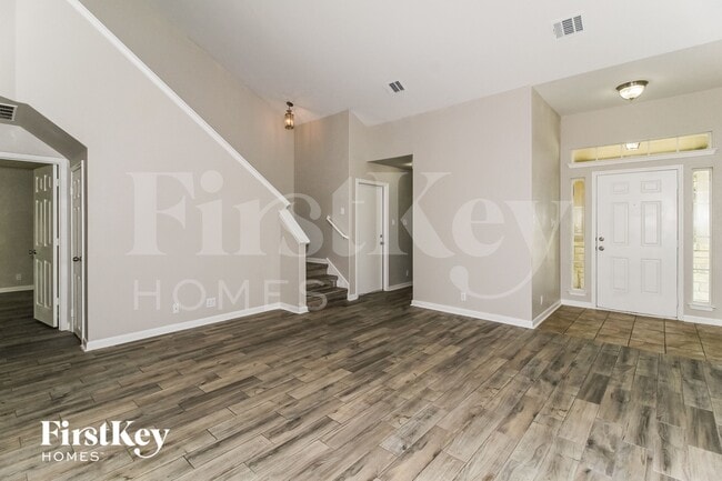 Building Photo - 2138 Brinkley Dr