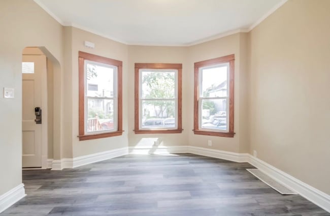 Building Photo - 4431 N Marmora Ave