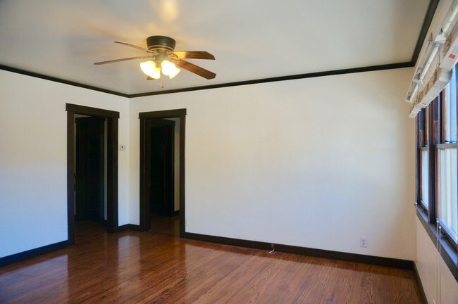Living Room - 1266 N Mentor Ave