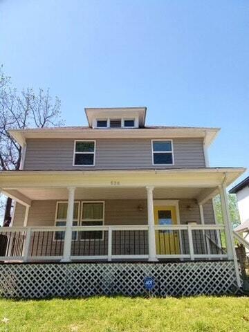 Foto principal - 526 N Sergeant Ave