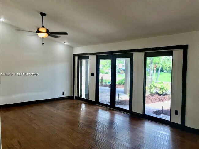 Foto del edificio - 1704 SW 5th Ct