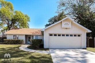 Building Photo - 2631 Moorsfield Ln