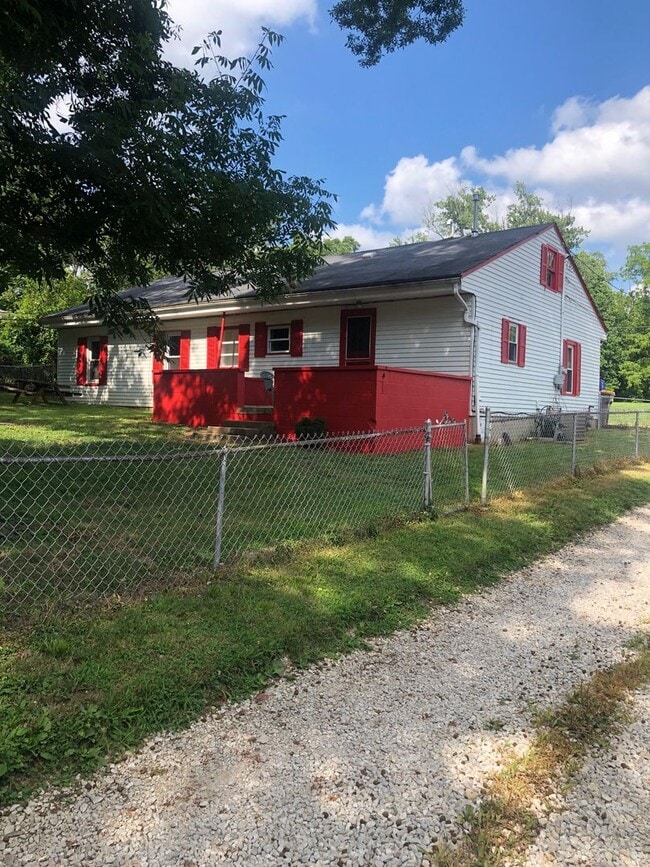 Building Photo - 2313 N Headley Rd