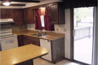 Building Photo - 1402 Heuss Ave