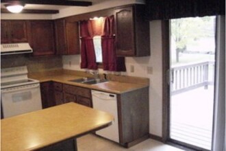 Foto del edificio - 1402 Heuss Ave