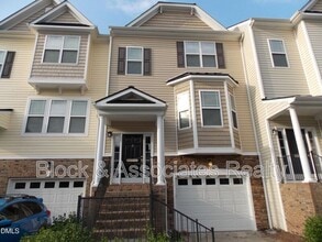 Building Photo - 705 Keystone Park Dr