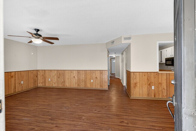 Entrada frontal - 1426 Mountain Ranch Rd