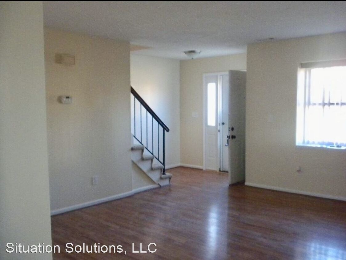 Foto del edificio - 3 br, 1.5 bath House - 4301 Foxwood Drive